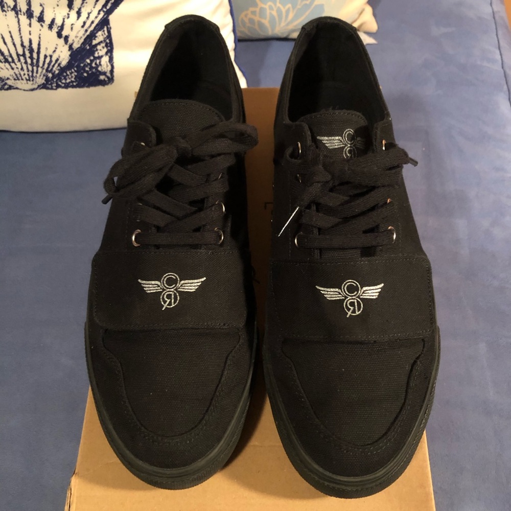 Creative Rec canvas shoe, used, size 11